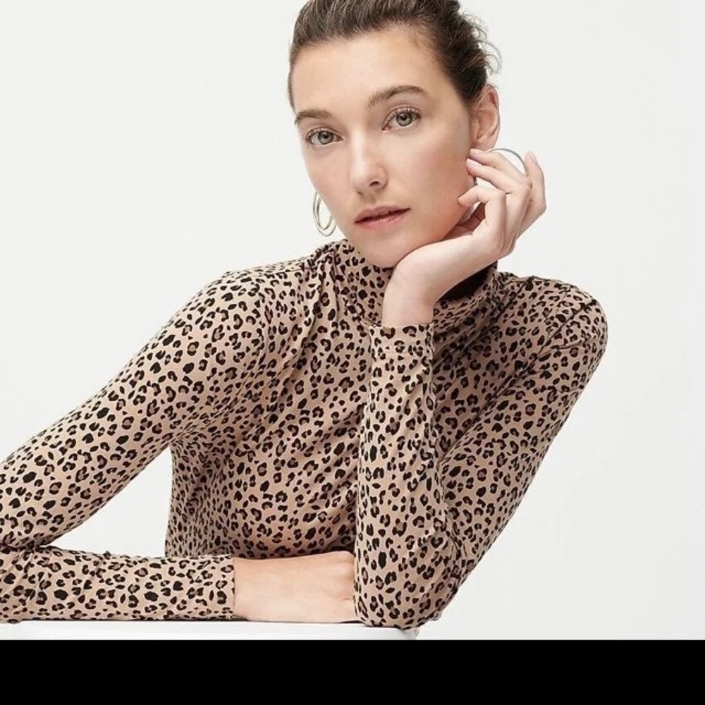 NWT J. Crew leopard tissue turtleneck